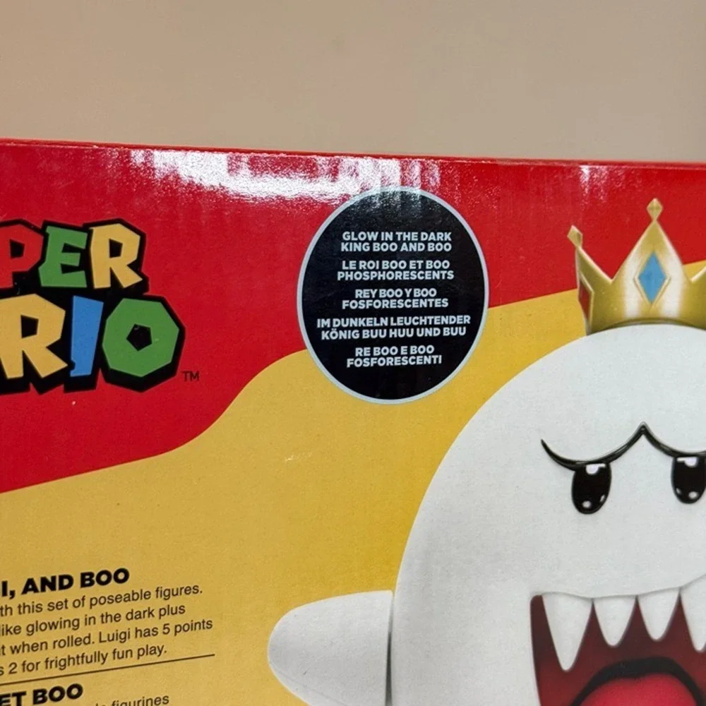 Nintendo Super Mario King Boo, Luigi & Boo Action Figure Set - 3pk Glow in Dark